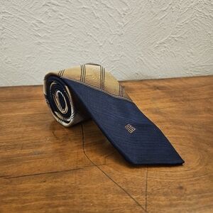 Vintage Givenchy Gentlemen Paris Vintage  Blue Tan Tie Imported 100%‎ Polyester